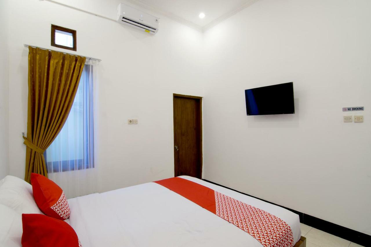 OYO 931 Dara Dewi Homestay Yogyakarta Exterior foto