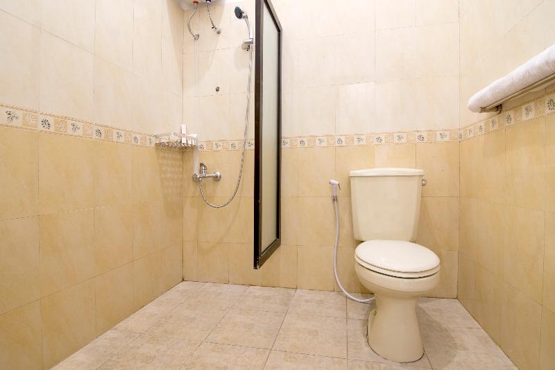 OYO 931 Dara Dewi Homestay Yogyakarta Exterior foto